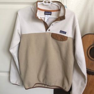 Patagonia synchilla tan